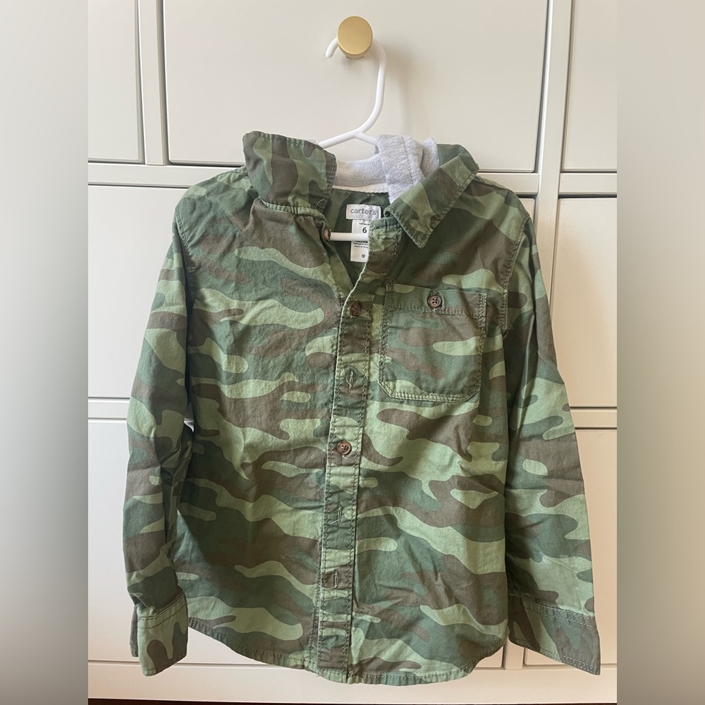 Carter’s shirt size 6